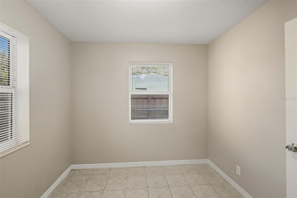 En Venta: $425,000 (3 camas, 1 baños, 936 Pies cuadrados)