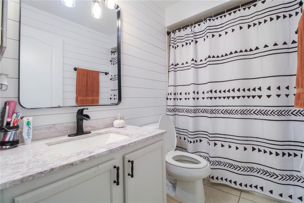 出租: $2,395 (3 贝兹, 2 浴室, 1538 平方英尺)