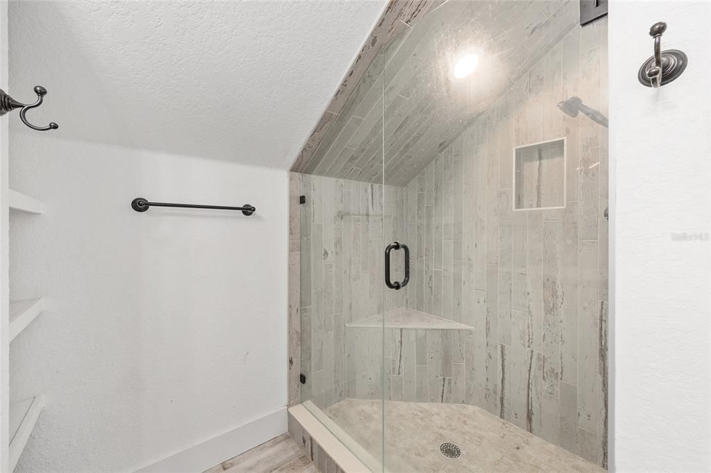 На продажу: $729,900 (3 спален, 3 ванн, 2243 Квадратных фут)