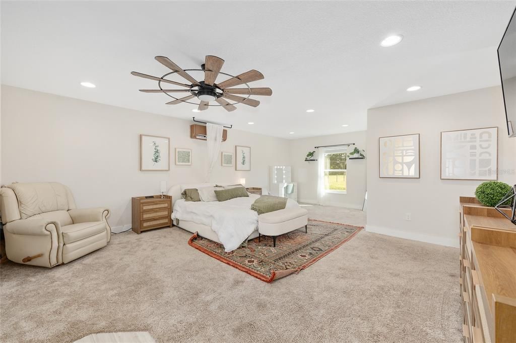 На продажу: $729,900 (3 спален, 3 ванн, 2243 Квадратных фут)