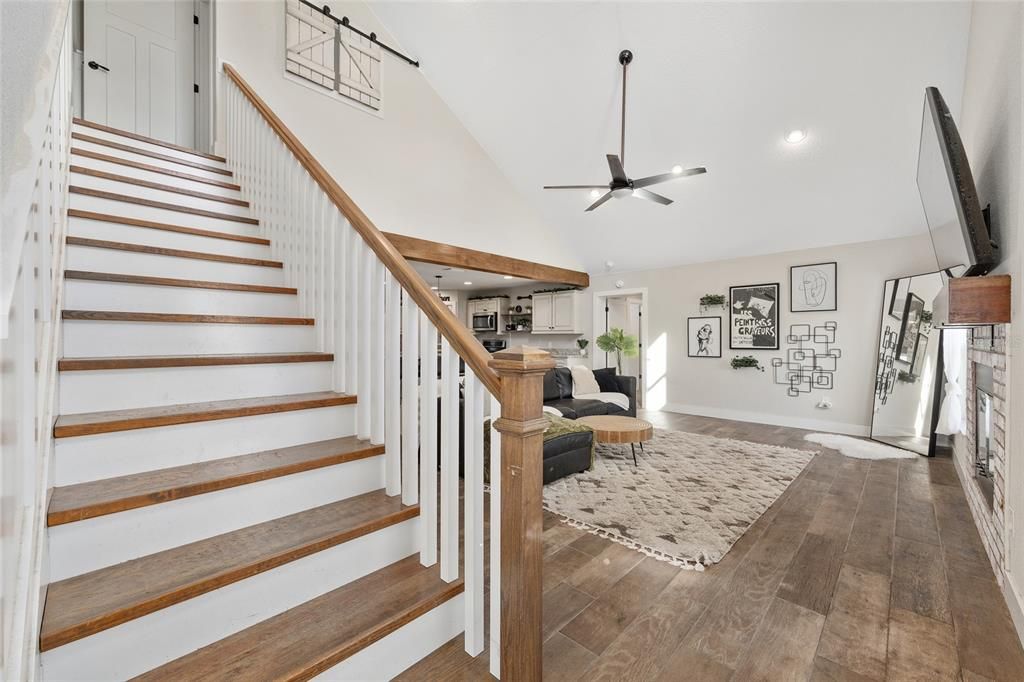 На продажу: $729,900 (3 спален, 3 ванн, 2243 Квадратных фут)