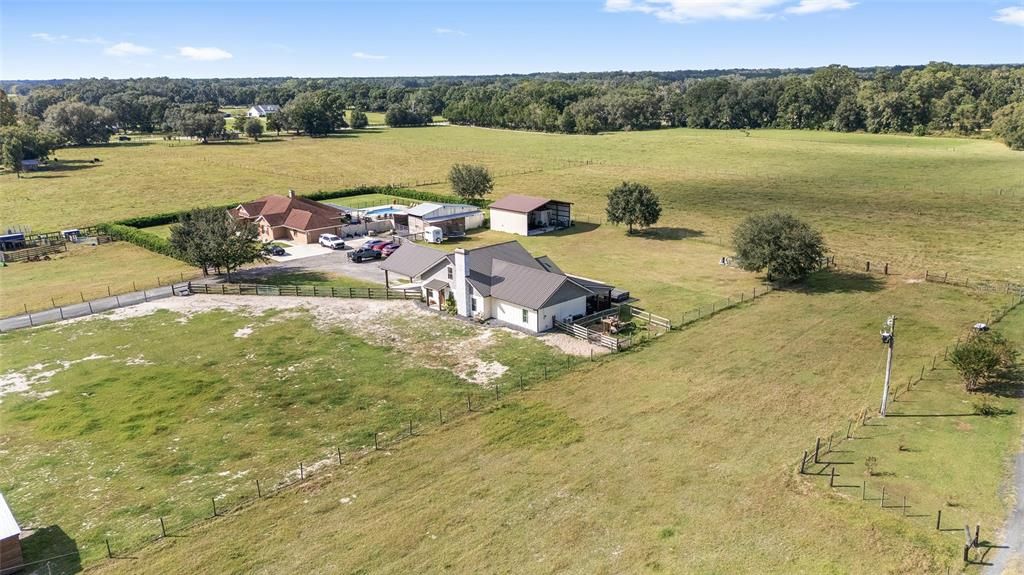 На продажу: $729,900 (3 спален, 3 ванн, 2243 Квадратных фут)