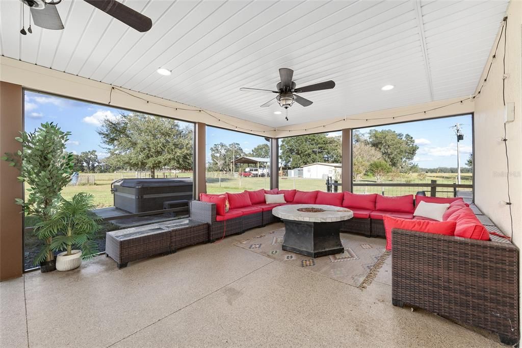 На продажу: $729,900 (3 спален, 3 ванн, 2243 Квадратных фут)