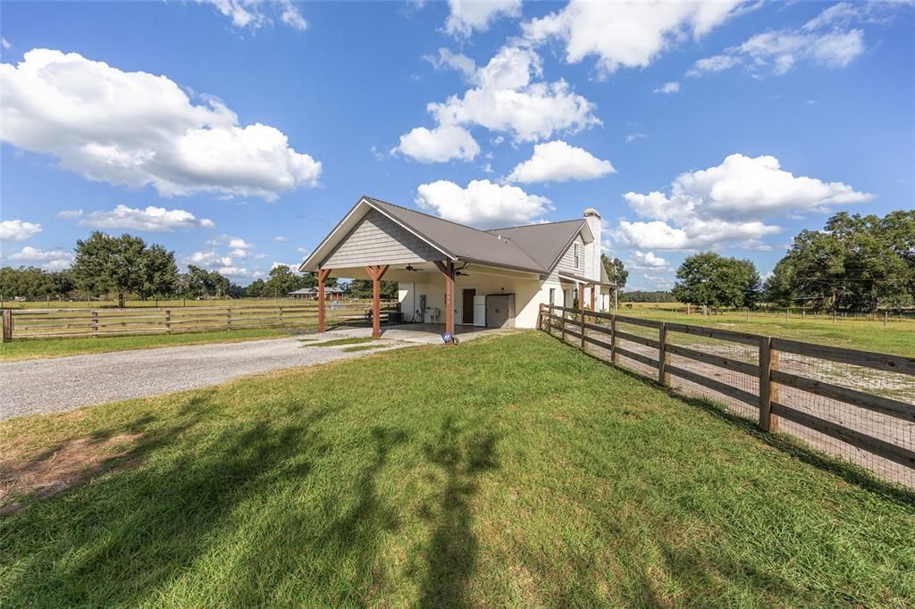 На продажу: $729,900 (3 спален, 3 ванн, 2243 Квадратных фут)