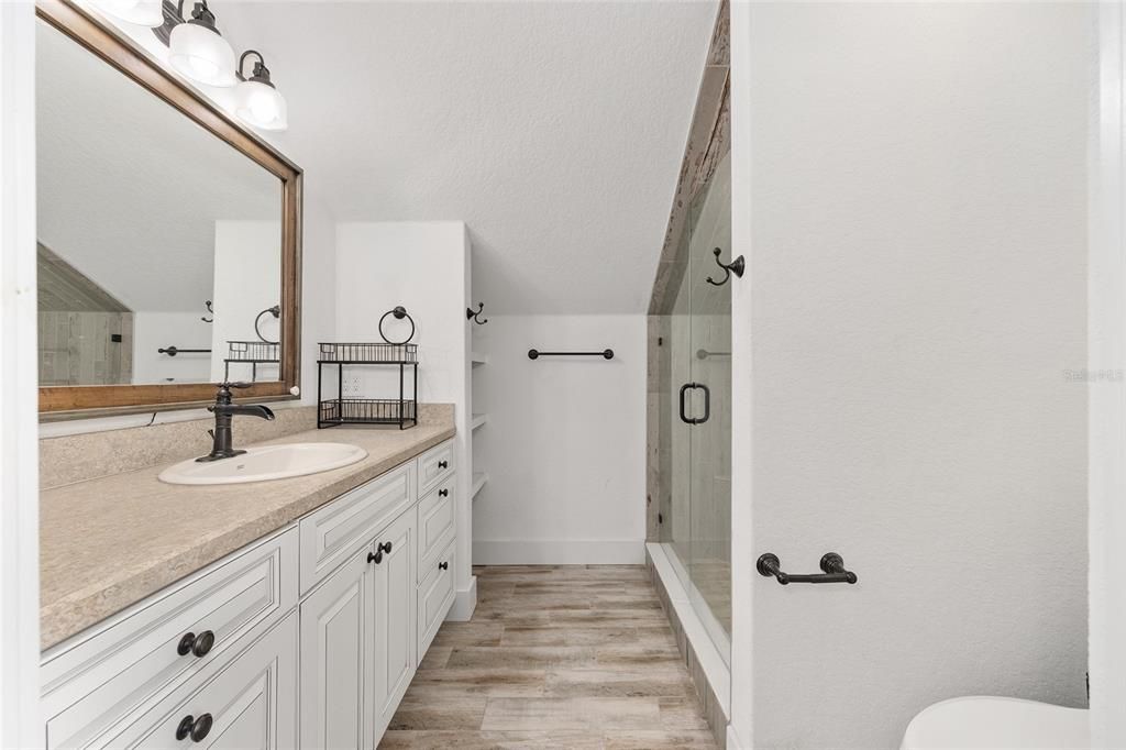 На продажу: $729,900 (3 спален, 3 ванн, 2243 Квадратных фут)