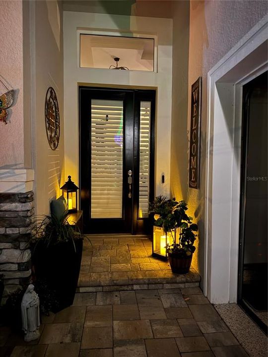 En Venta: $679,900 (3 camas, 3 baños, 1839 Pies cuadrados)