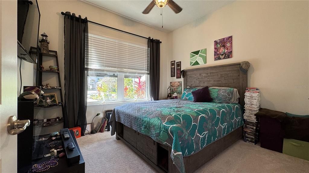 En Venta: $679,900 (3 camas, 3 baños, 1839 Pies cuadrados)