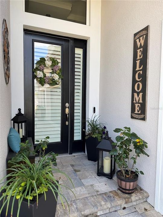 En Venta: $679,900 (3 camas, 3 baños, 1839 Pies cuadrados)