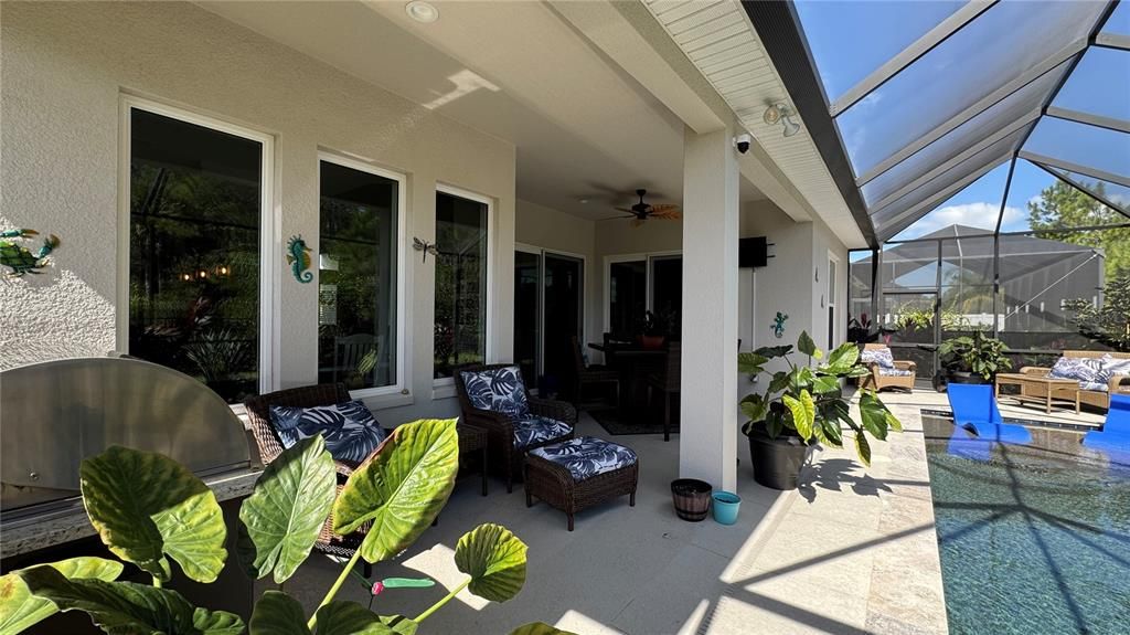 En Venta: $679,900 (3 camas, 3 baños, 1839 Pies cuadrados)