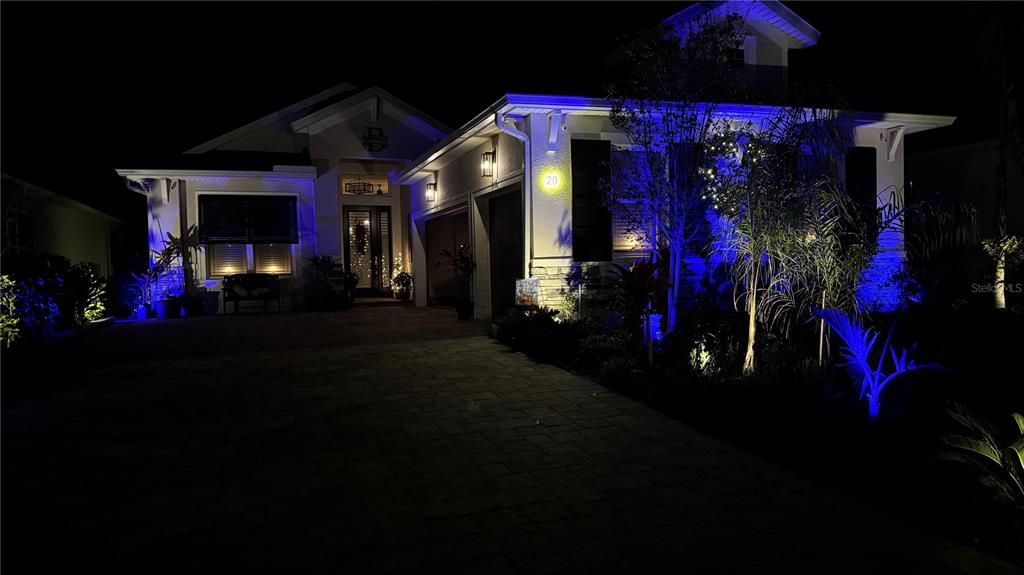 En Venta: $679,900 (3 camas, 3 baños, 1839 Pies cuadrados)