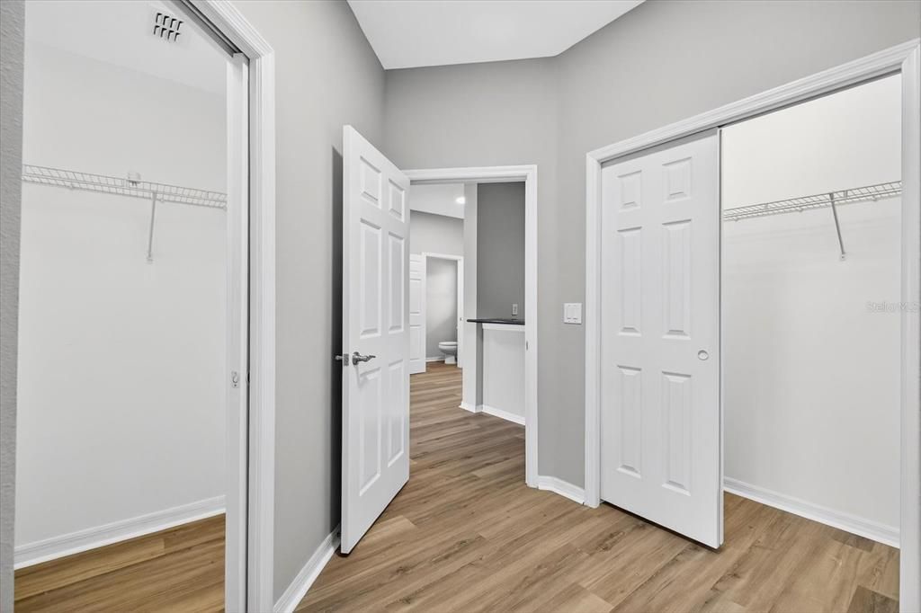 Active With Contract: $1,900 (3 beds, 2 baths, 1772 Square Feet)