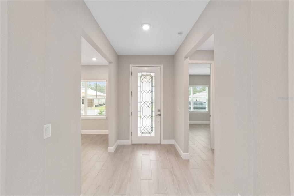 待售: $372,000 (2 贝兹, 2 浴室, 2019 平方英尺)