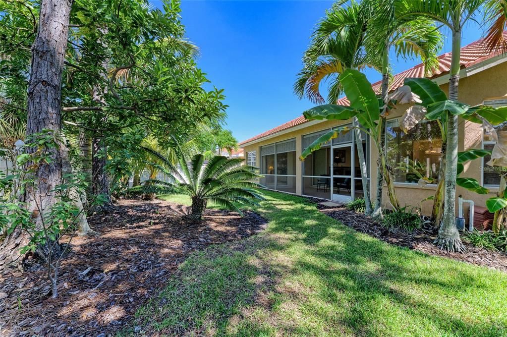 For Sale: $585,000 (4 beds, 2 baths, 2186 Square Feet)