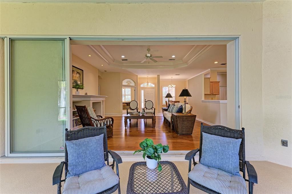 For Sale: $585,000 (4 beds, 2 baths, 2186 Square Feet)