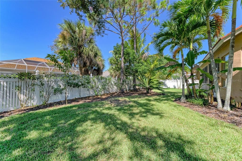 For Sale: $585,000 (4 beds, 2 baths, 2186 Square Feet)