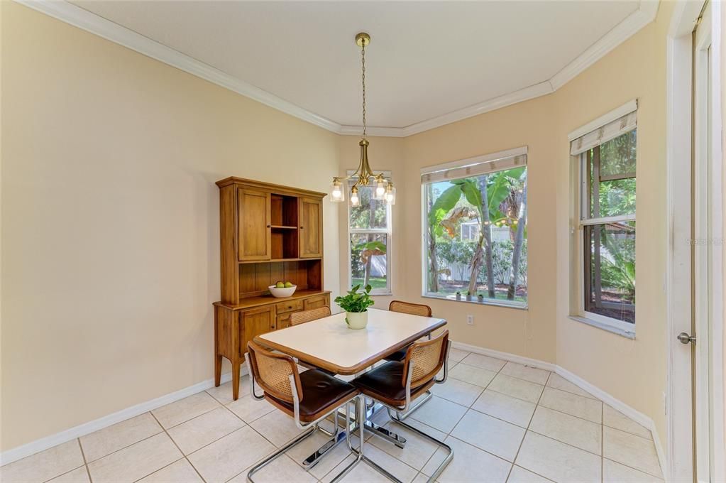 For Sale: $585,000 (4 beds, 2 baths, 2186 Square Feet)