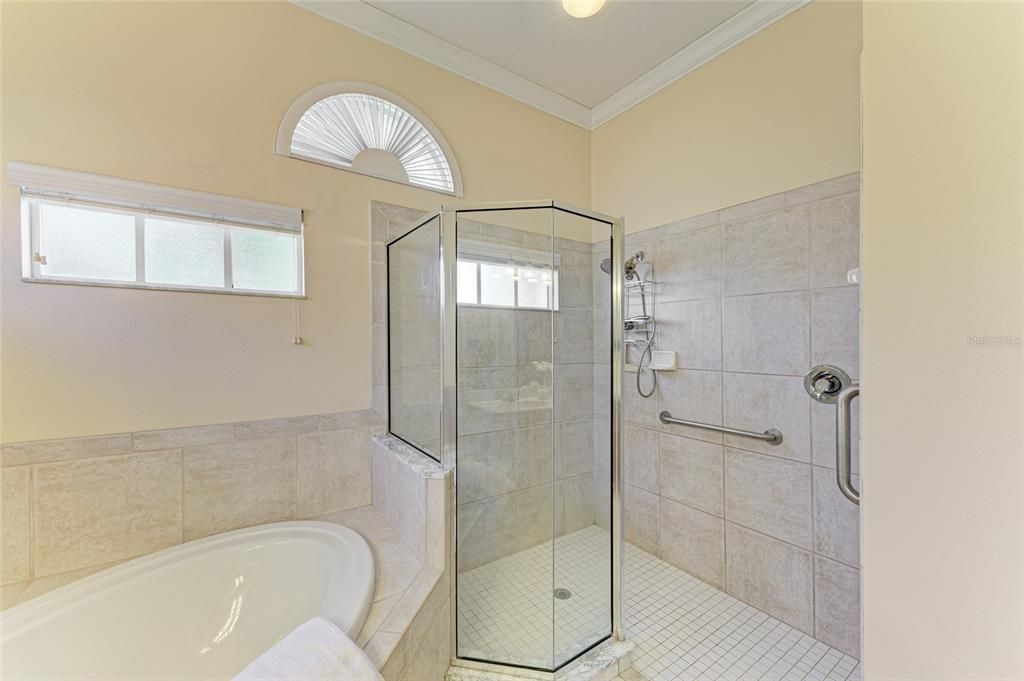 For Sale: $585,000 (4 beds, 2 baths, 2186 Square Feet)