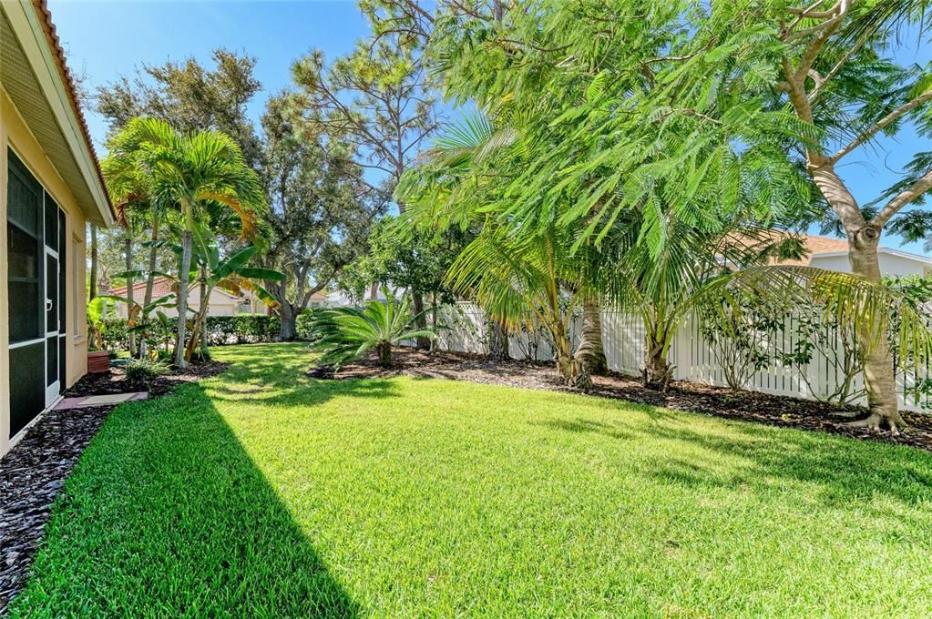 For Sale: $585,000 (4 beds, 2 baths, 2186 Square Feet)