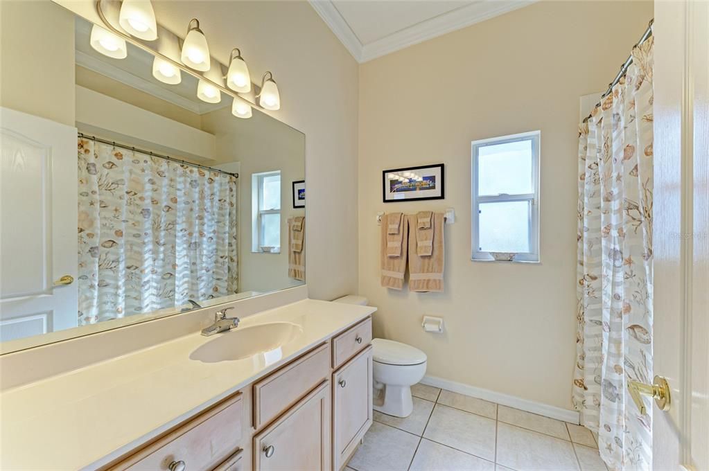 For Sale: $585,000 (4 beds, 2 baths, 2186 Square Feet)