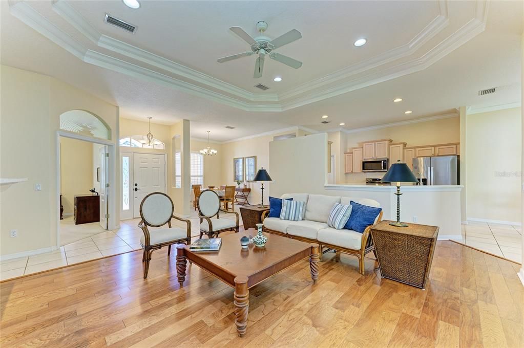 For Sale: $585,000 (4 beds, 2 baths, 2186 Square Feet)