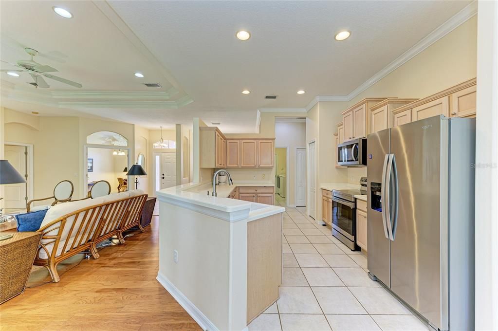 For Sale: $585,000 (4 beds, 2 baths, 2186 Square Feet)