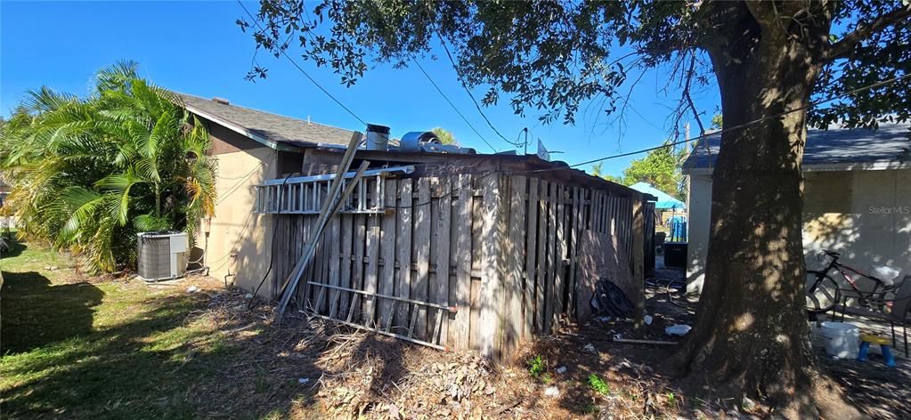 For Sale: $359,000 (4 beds, 0 baths, 1944 Square Feet)