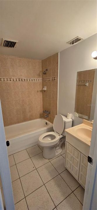 For Sale: $359,000 (4 beds, 0 baths, 1944 Square Feet)