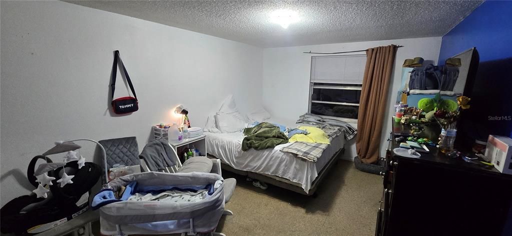 For Sale: $359,000 (4 beds, 0 baths, 1944 Square Feet)