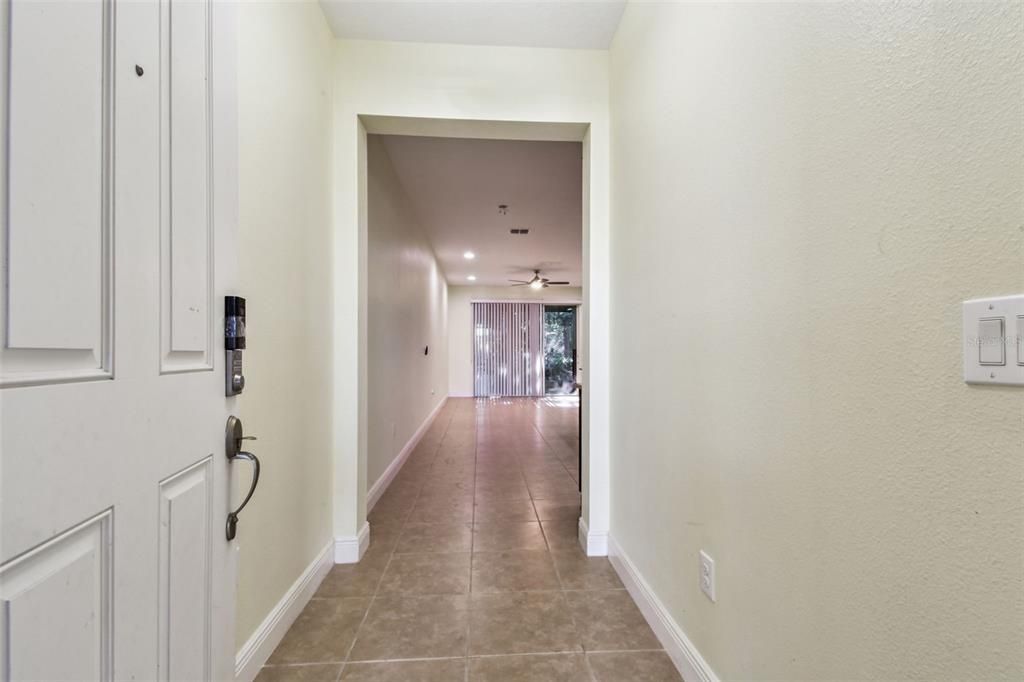 For Sale: $345,000 (3 beds, 2 baths, 1716 Square Feet)