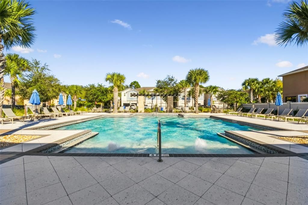 For Sale: $345,000 (3 beds, 2 baths, 1716 Square Feet)