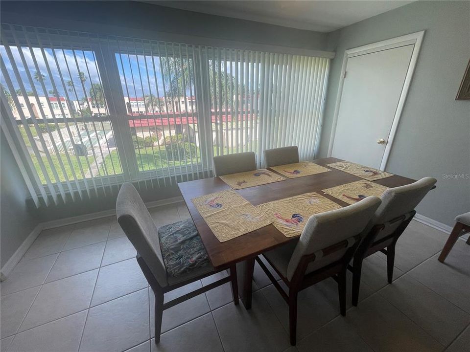 For Rent: $1,895 (2 beds, 2 baths, 1055 Square Feet)