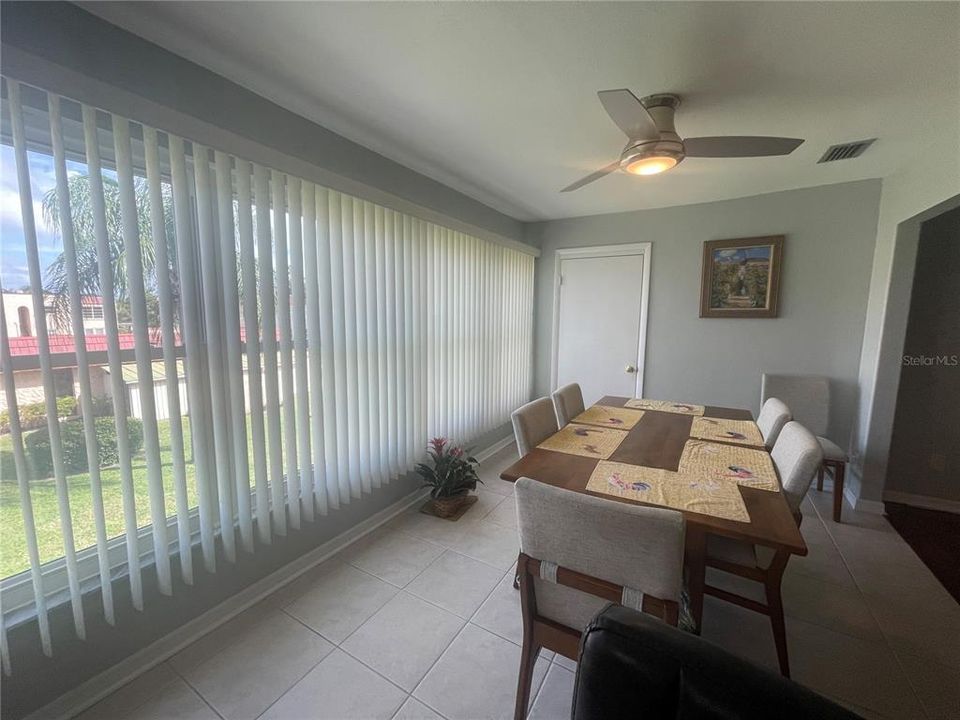 For Rent: $1,895 (2 beds, 2 baths, 1055 Square Feet)