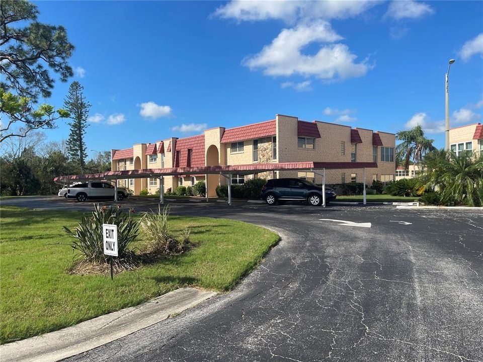 For Rent: $1,895 (2 beds, 2 baths, 1055 Square Feet)