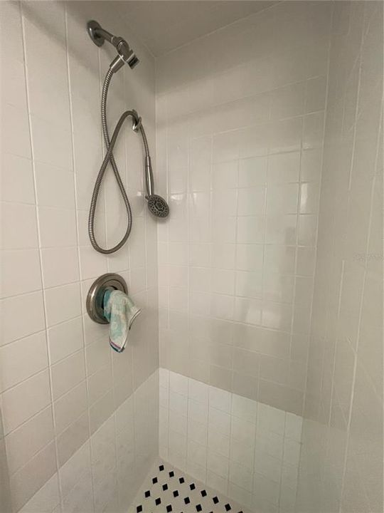 For Rent: $1,895 (2 beds, 2 baths, 1055 Square Feet)