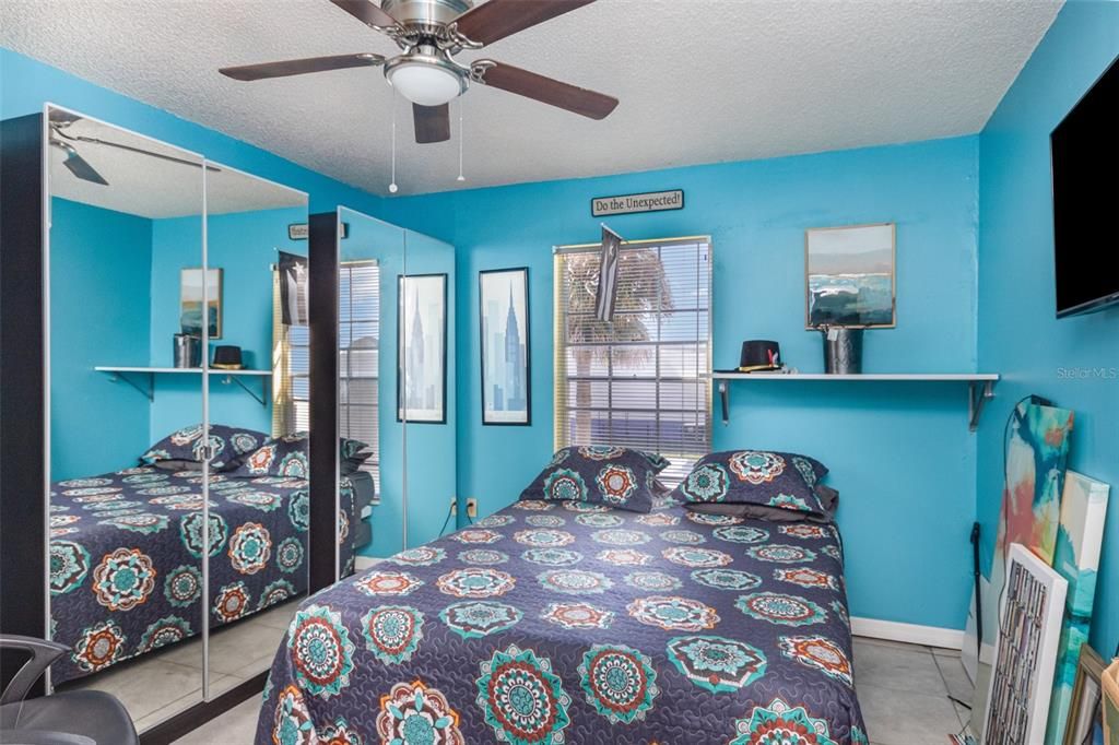 For Sale: $170,000 (2 beds, 2 baths, 970 Square Feet)