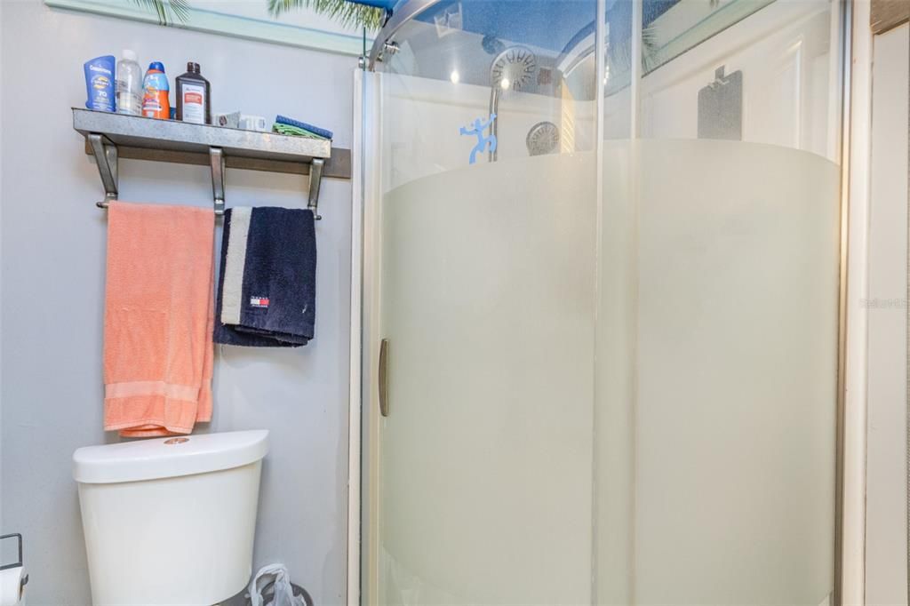 For Sale: $170,000 (2 beds, 2 baths, 970 Square Feet)