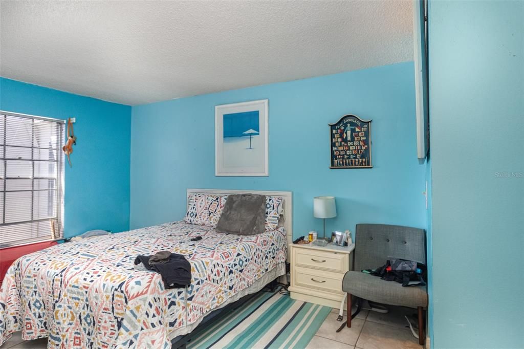 For Sale: $170,000 (2 beds, 2 baths, 970 Square Feet)