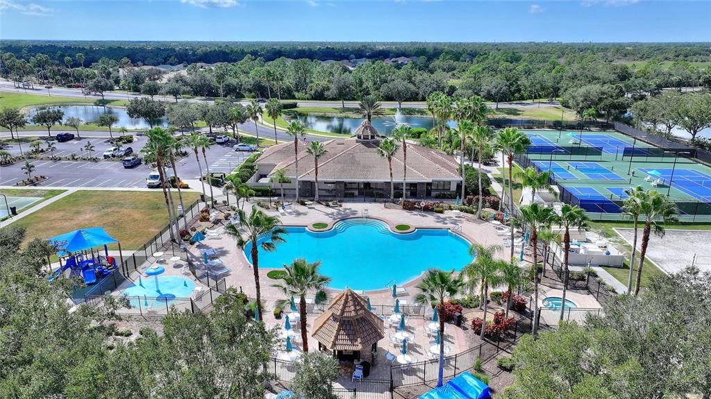 For Sale: $499,000 (4 beds, 3 baths, 2930 Square Feet)