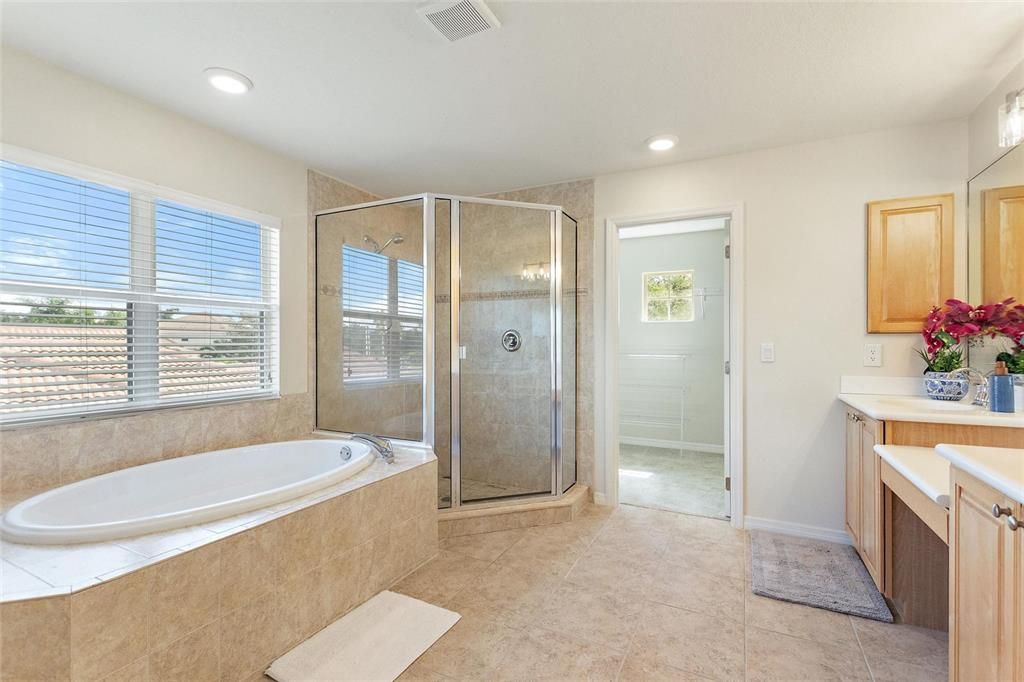 For Sale: $499,000 (4 beds, 3 baths, 2930 Square Feet)