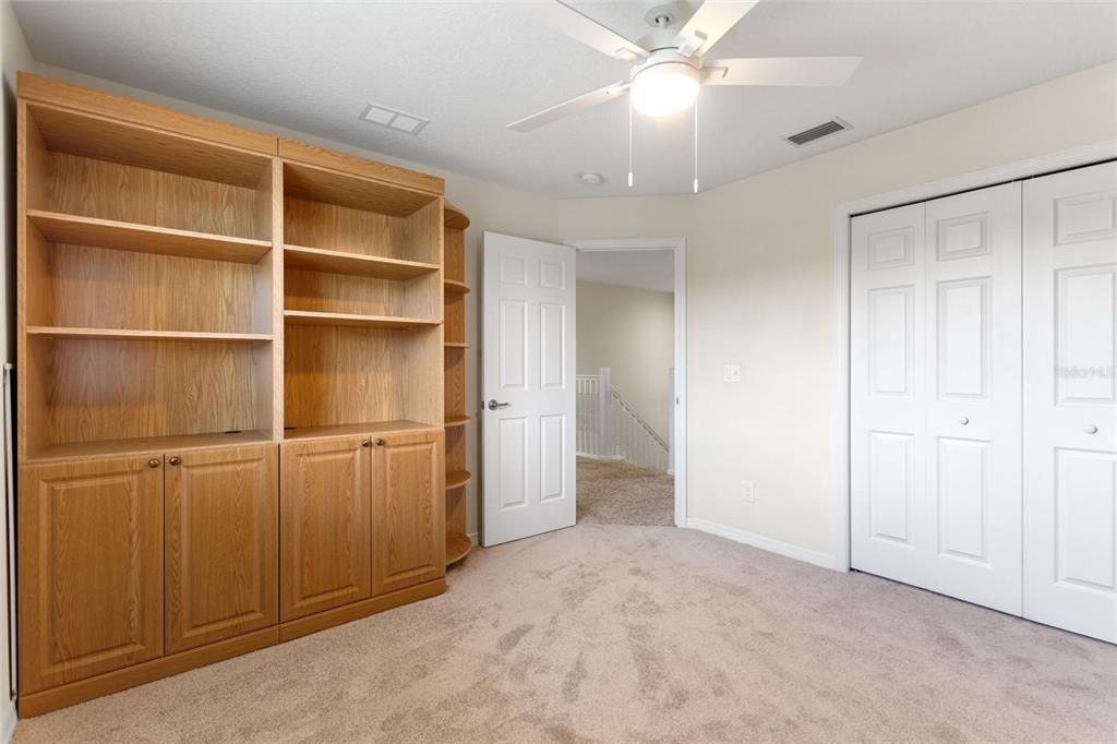 For Sale: $499,000 (4 beds, 3 baths, 2930 Square Feet)