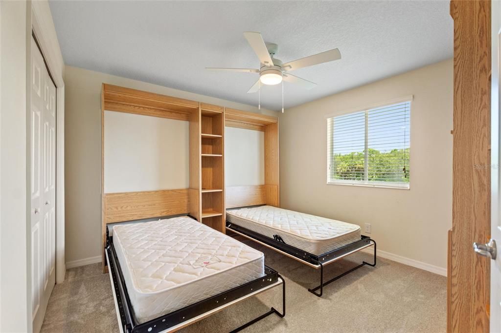 For Sale: $499,000 (4 beds, 3 baths, 2930 Square Feet)