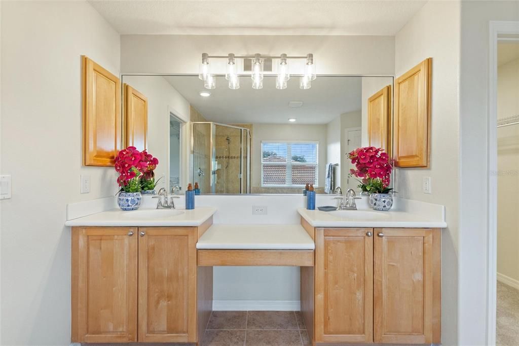 For Sale: $499,000 (4 beds, 3 baths, 2930 Square Feet)