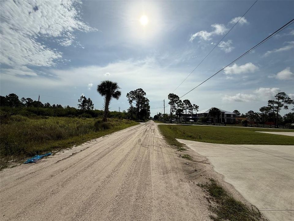 На продажу: $145,900 (2.50 acres)