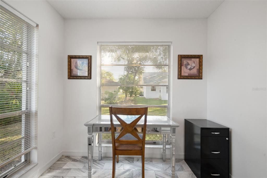 Под контрактом: $239,000 (2 спален, 2 ванн, 1674 Квадратных фут)