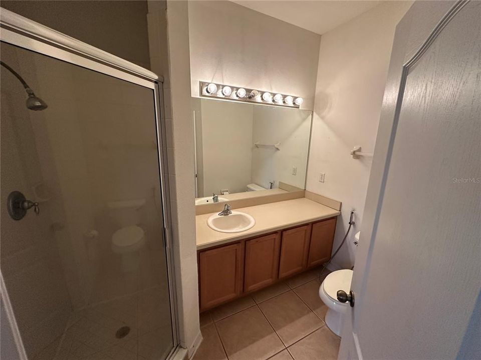 For Rent: $1,500 (2 beds, 2 baths, 987 Square Feet)