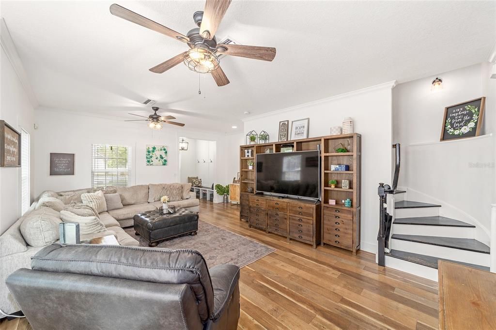 En Venta: $519,999 (3 camas, 2 baños, 1892 Pies cuadrados)