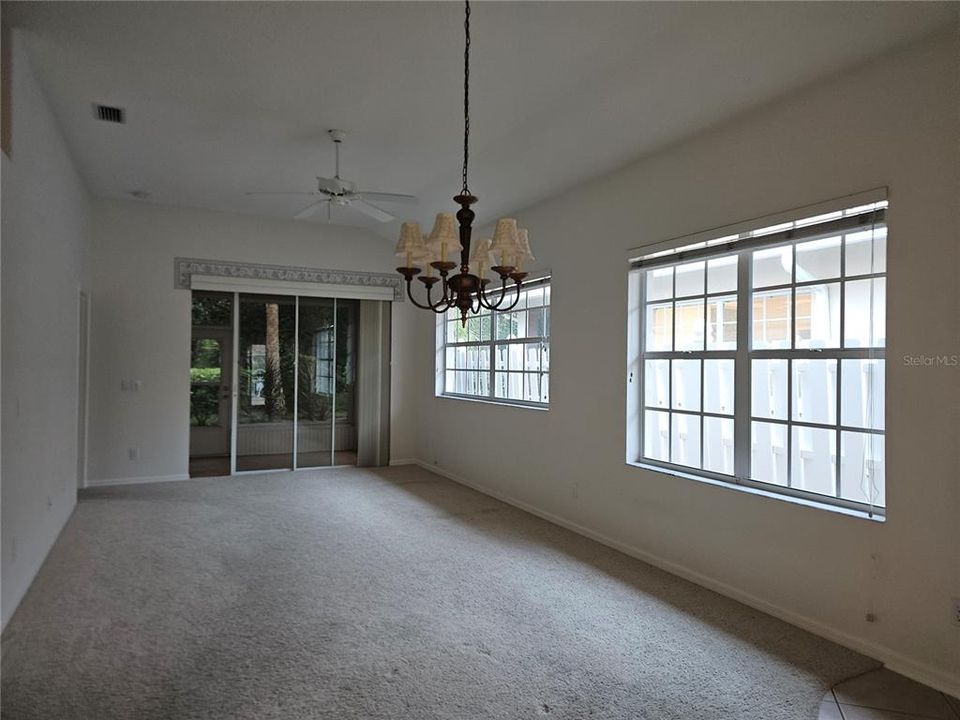 For Sale: $276,250 (2 beds, 2 baths, 1373 Square Feet)