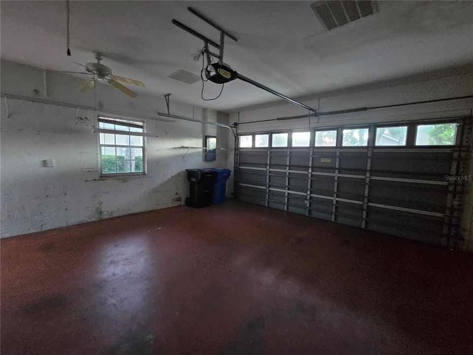 For Sale: $276,250 (2 beds, 2 baths, 1373 Square Feet)