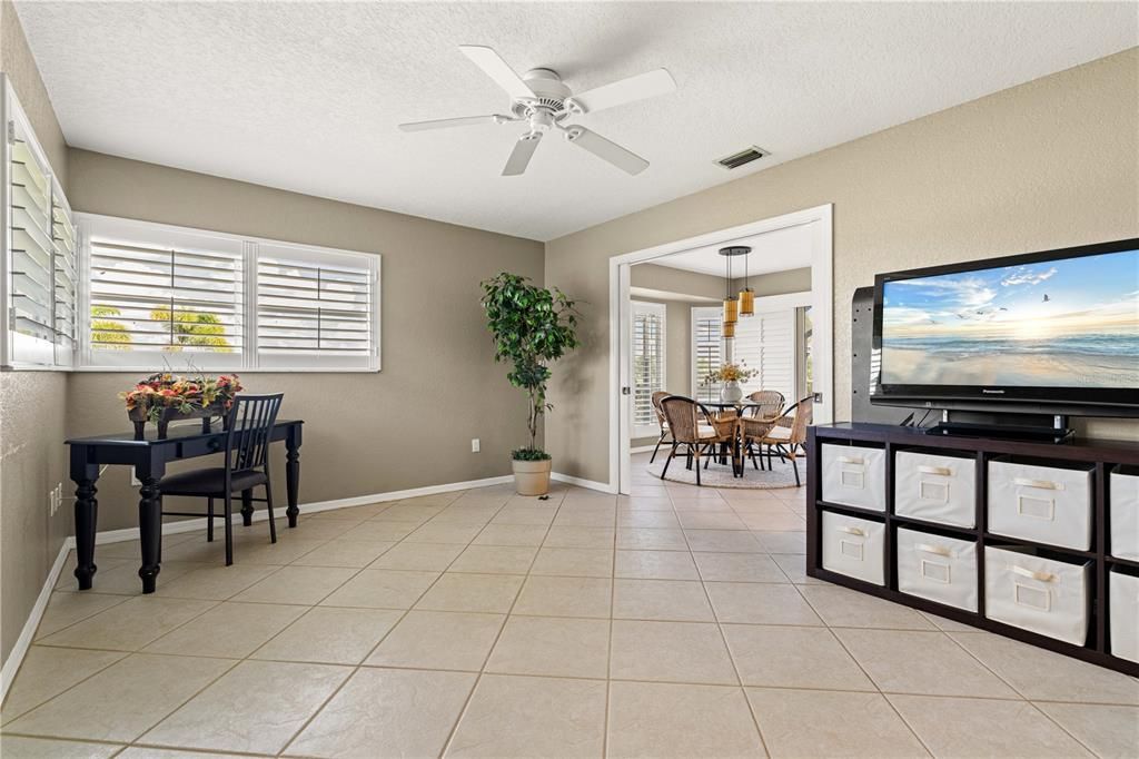 待售: $539,000 (3 贝兹, 2 浴室, 2063 平方英尺)