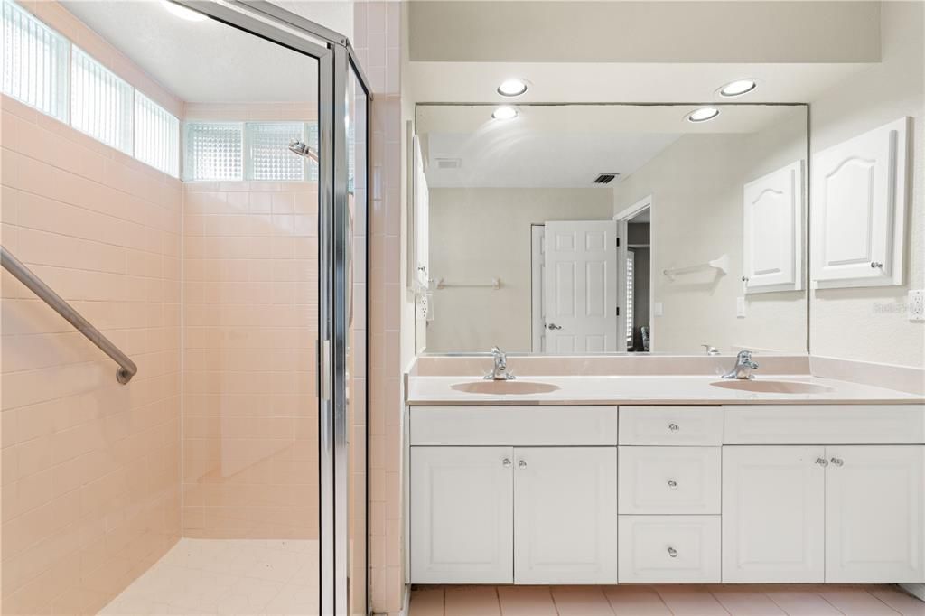 待售: $539,000 (3 贝兹, 2 浴室, 2063 平方英尺)